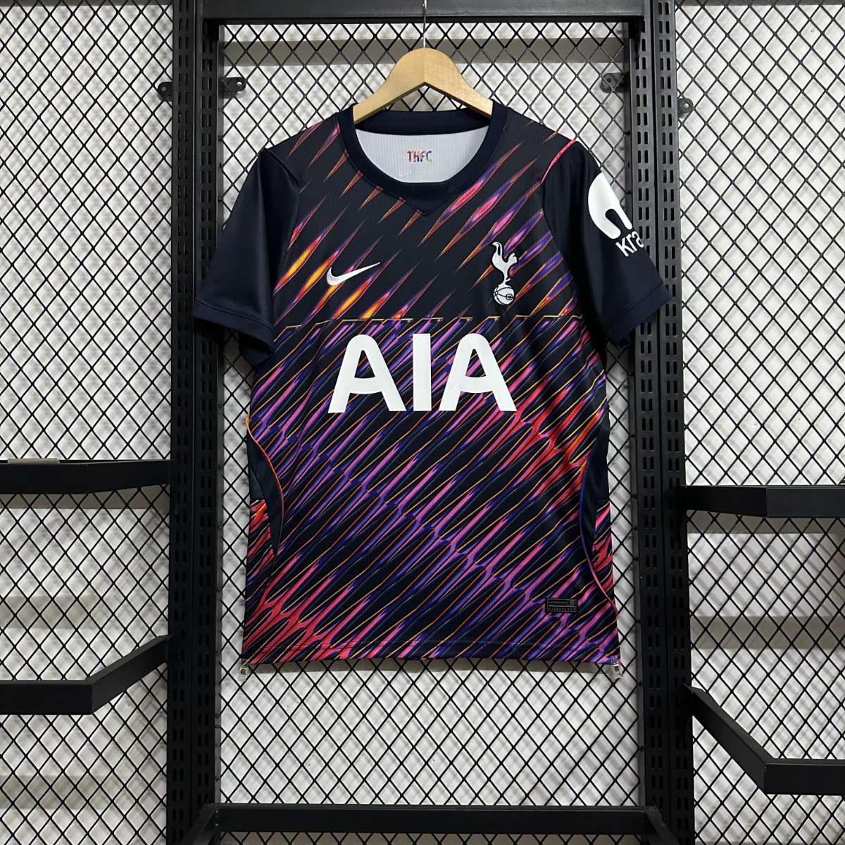 Tottenham EXT 26/27