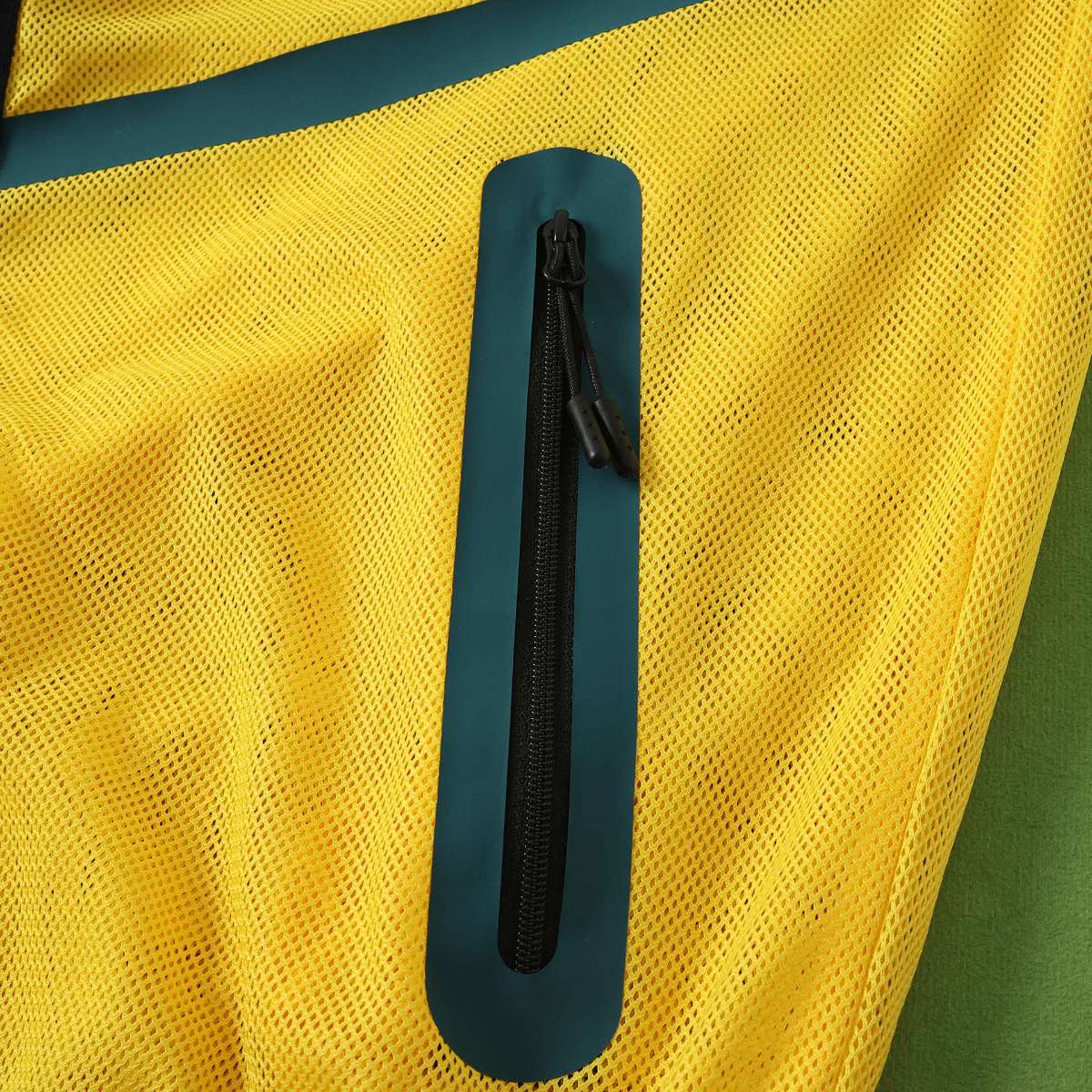 Brésil Coupe-vent Jaune 2026 - Choppe ton maillot