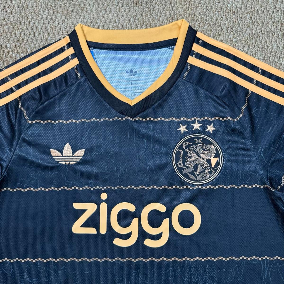 Ajax EXT 26/27