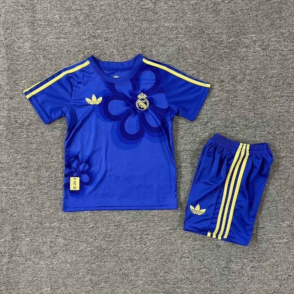 Kit enfant Real Madrid Cultural Story 25/26 - Choppe ton maillot